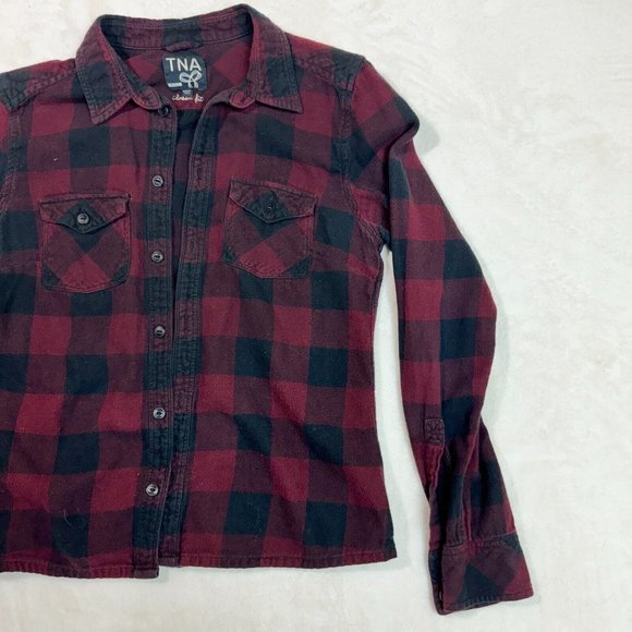 TNA Aritzia Women's S Classic Fit Red & Black Plaid Flannel Shirt Button Down - Picture 5 of 10